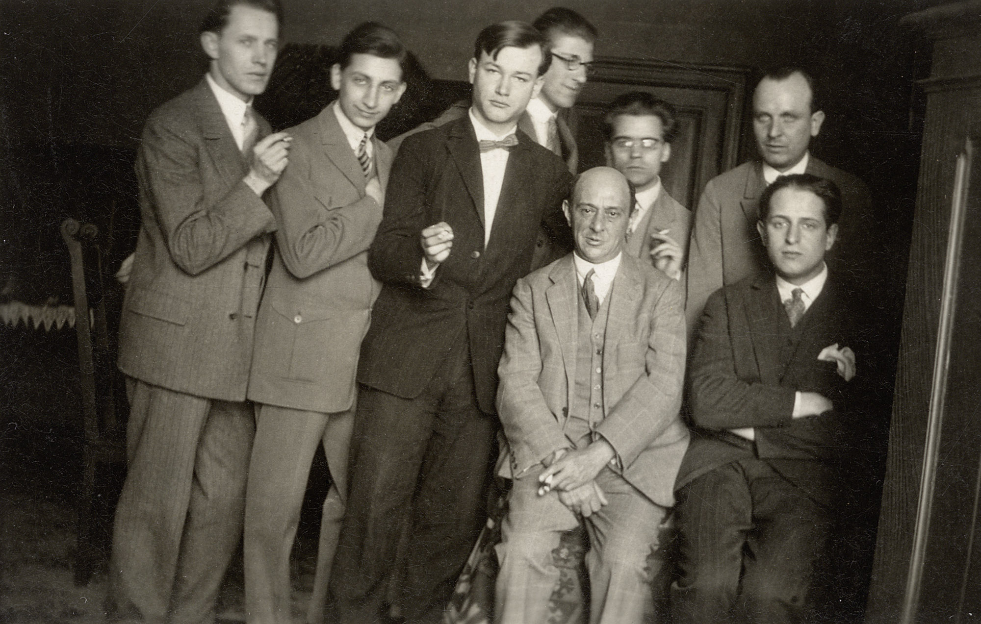 Schönberg mit seinen Berliner Schülern, 1926
